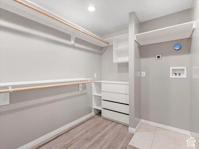 8354 S Oak Gate Dr, West Jordan, Utah 84081