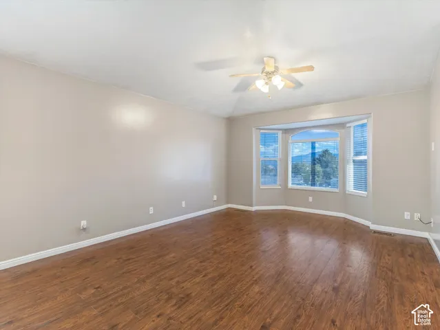 8354 S Oak Gate Dr, West Jordan, Utah 84081