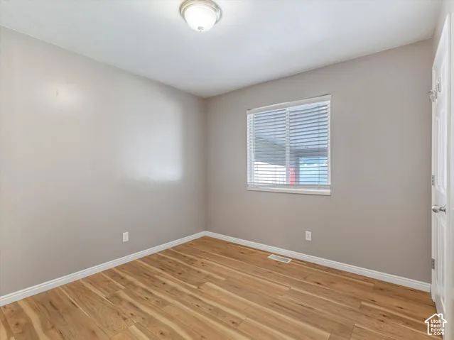 8354 S Oak Gate Dr, West Jordan, Utah 84081
