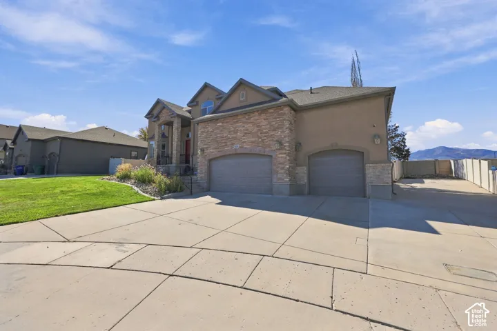 9036 S Coppering Ave, West Jordan, Utah 84081