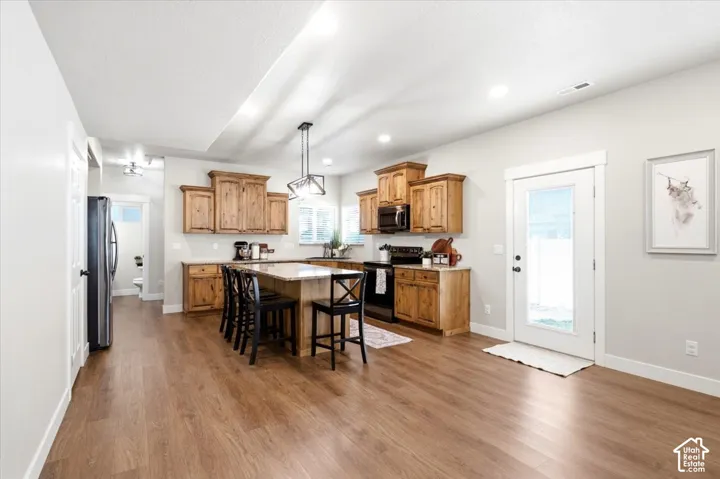 3034 S Edgewater Ln., Syracuse, Utah 84075