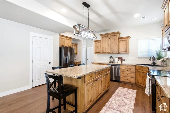 3034 S Edgewater Ln., Syracuse, Utah 84075