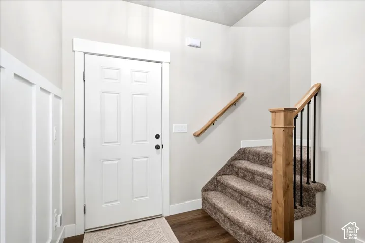 3034 S Edgewater Ln., Syracuse, Utah 84075