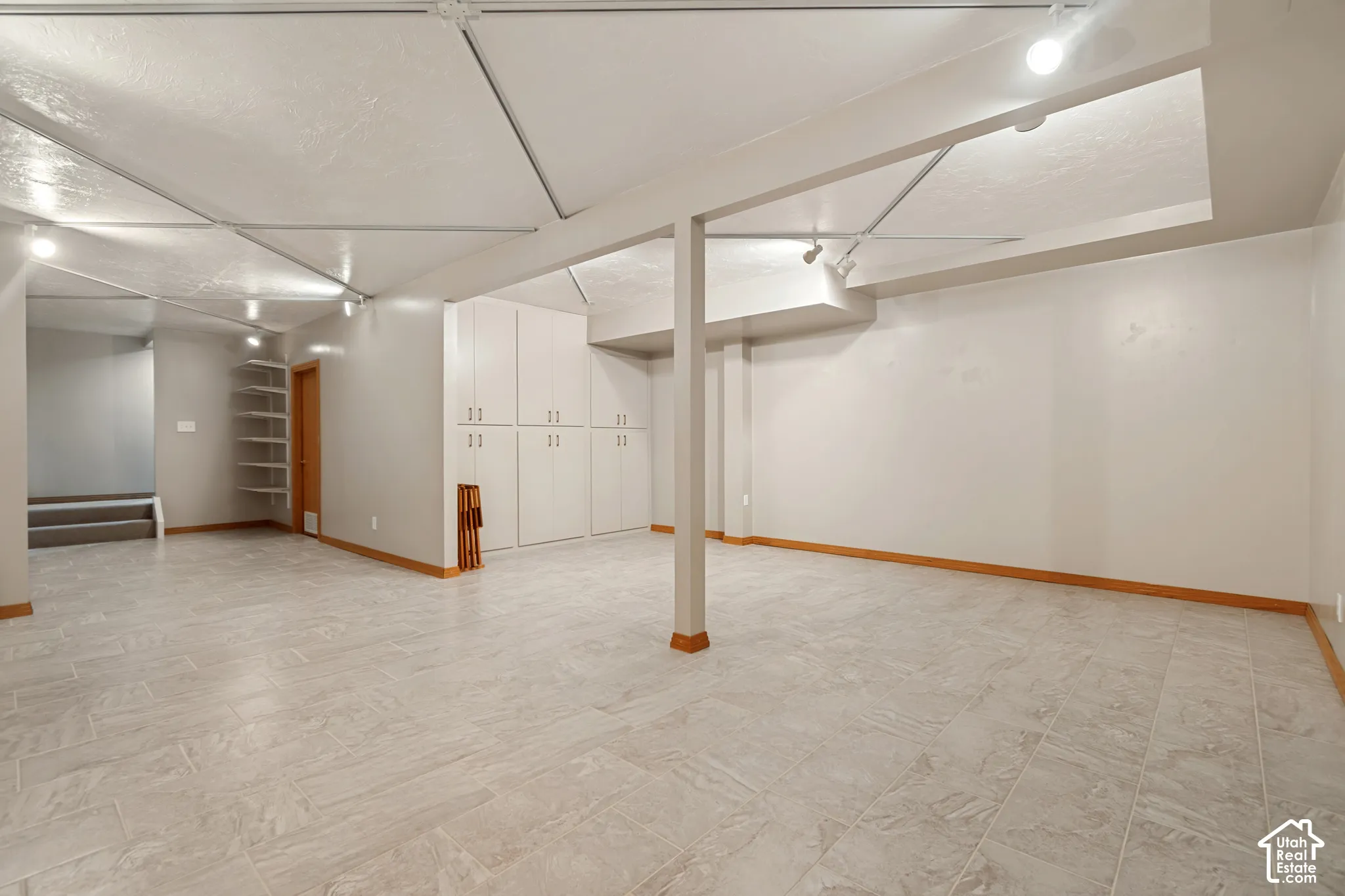 Basement family or game room