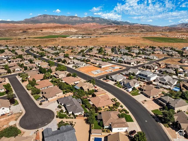 Residential neighborhood featuring paved streets and cul-de-sacs