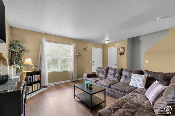 1189 W Fife Ct, Salt Lake City, Utah 84123