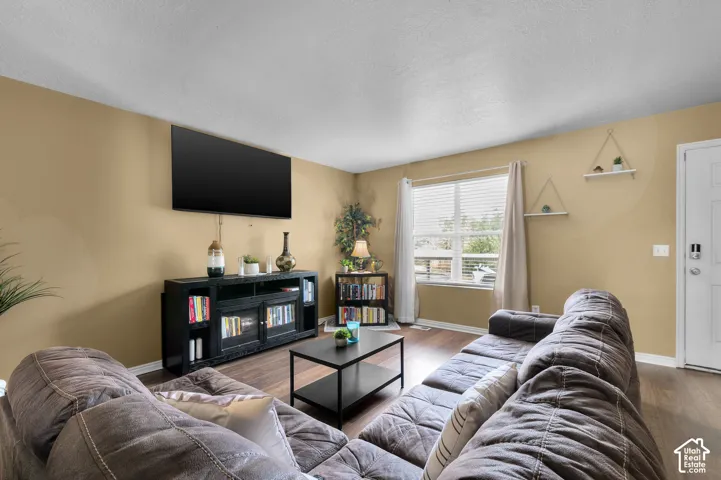 1189 W Fife Ct, Salt Lake City, Utah 84123