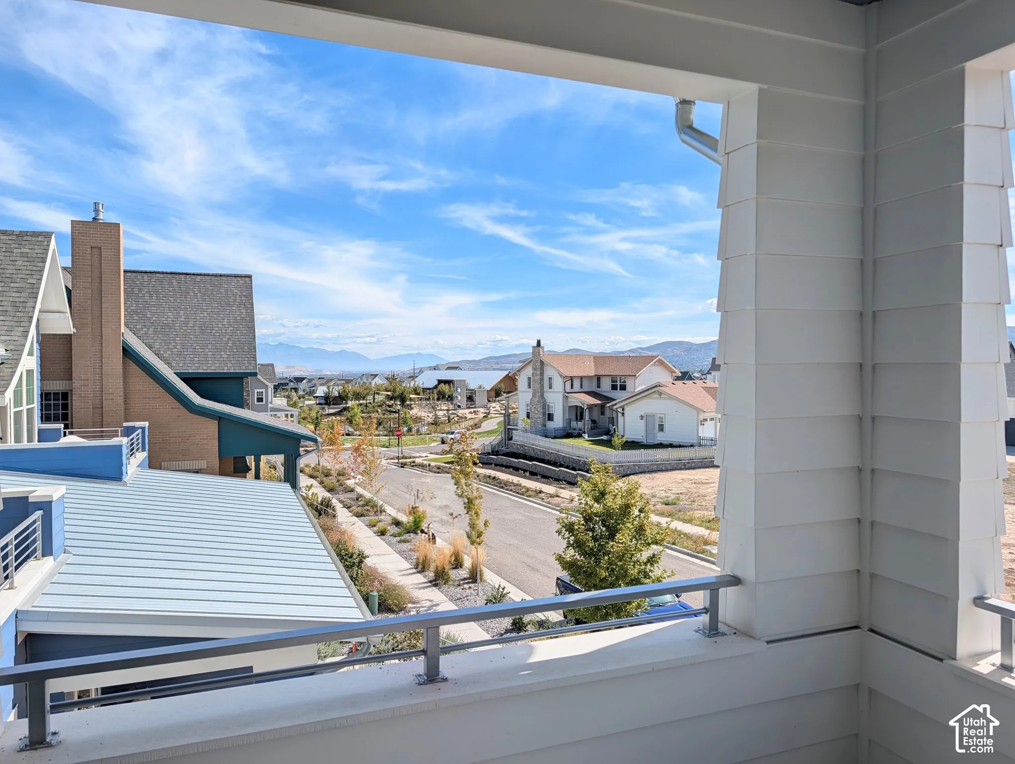 View to "Lookout Park" / Watercourse-from Primary Balcony