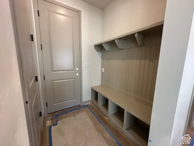 Built in mudroom bench and hook rack