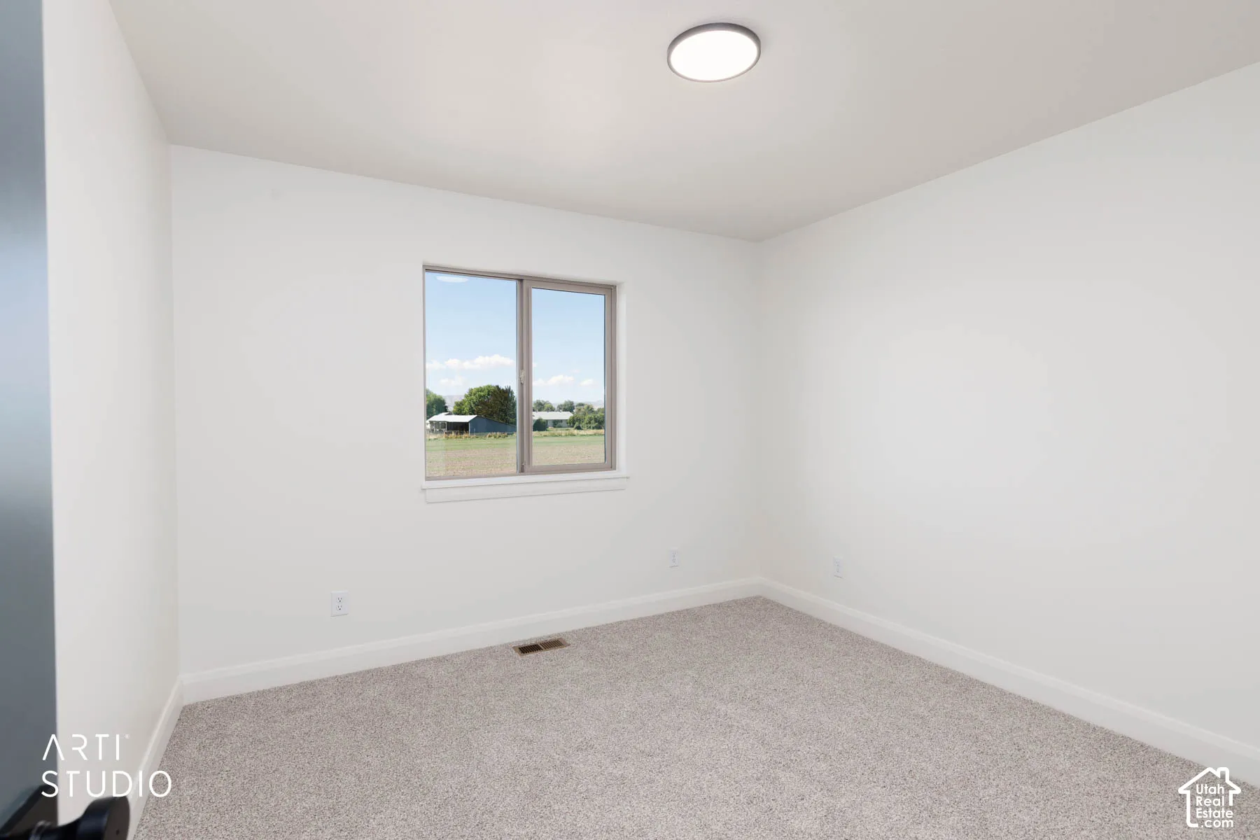 Upstairs bedroom 3