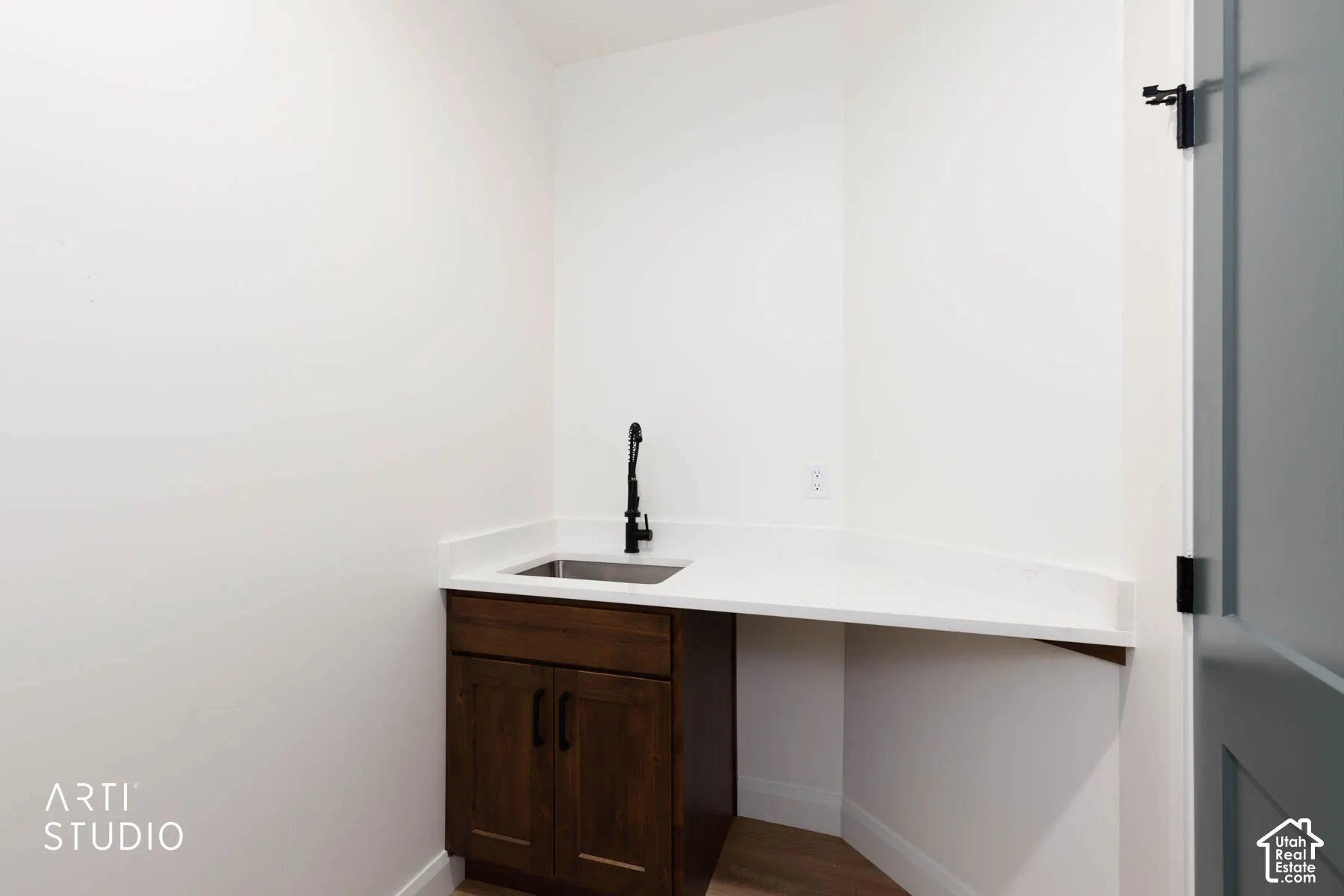 Laundry room sink and counter space