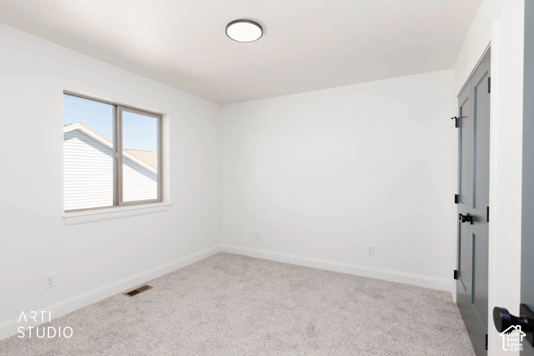 Upstairs bedroom 4