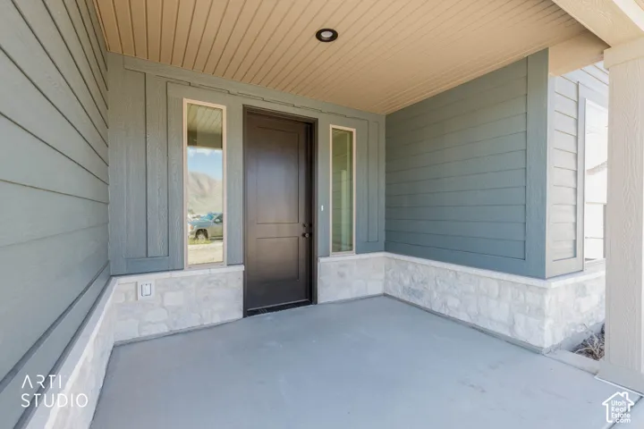 Covered entry with 8' door