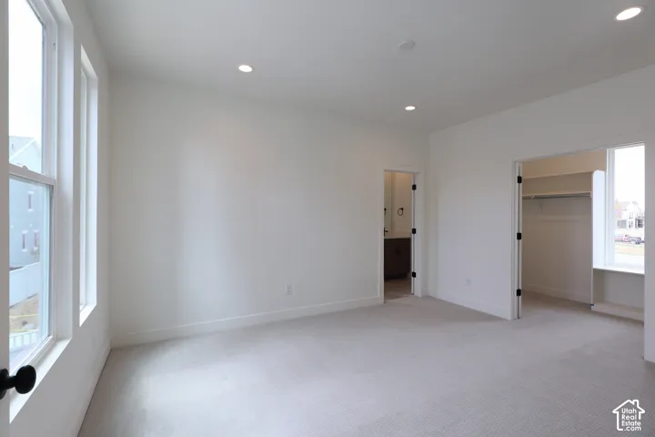 *Interior finished photos are from previously built homes of the same floor plan for example purposes. Upgrades and finishes vary.*