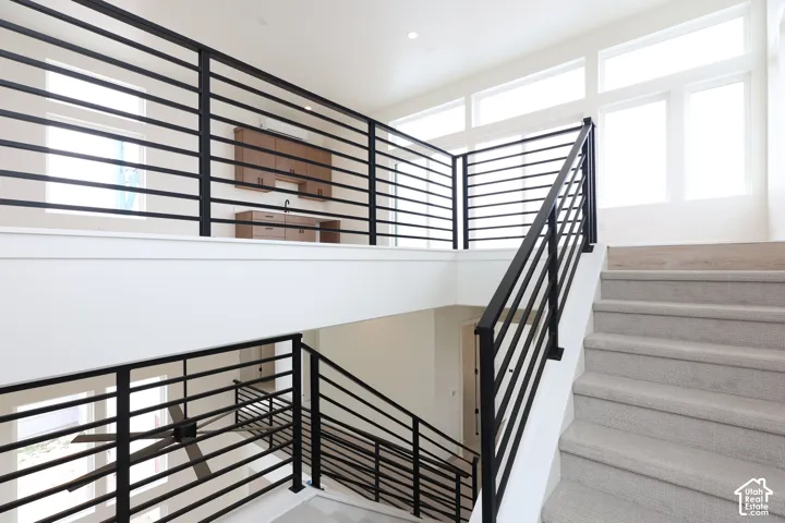 *Interior finished photos are from previously built homes of the same floor plan for example purposes. Upgrades and finishes vary.*