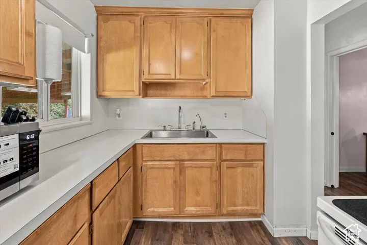 190 Ross Dr, Clearfield, Utah 84015