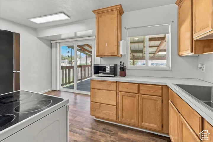 190 Ross Dr, Clearfield, Utah 84015