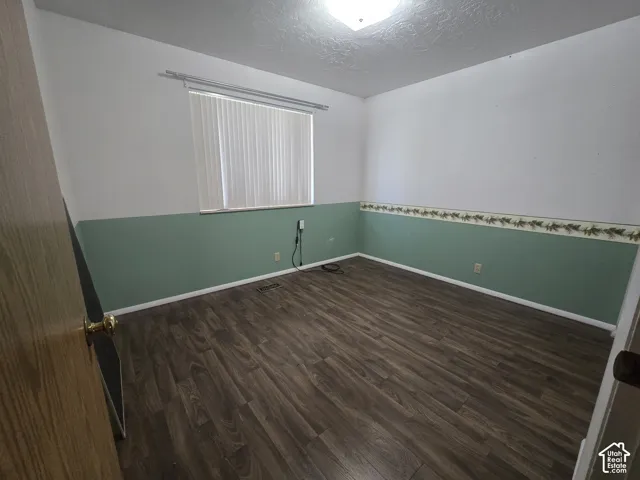 Upstairs Bedroom #2