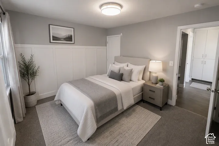 Wall paneling with a classic design