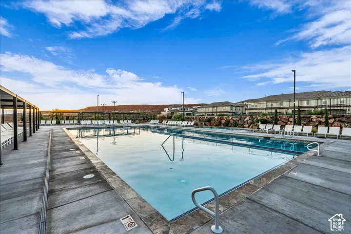 2310 E Arena Roja Dr, Washington, Utah 84780