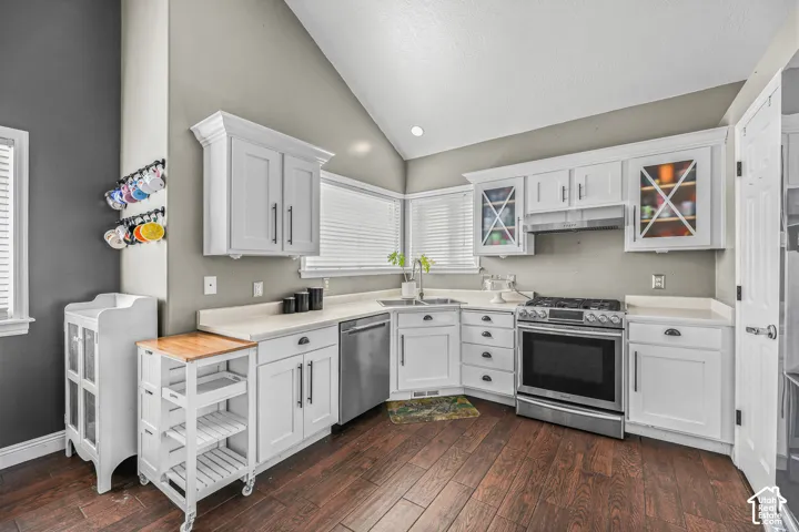 Updated Kitchen and included stainless steel appliances