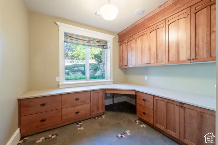 2807 E Saint Marys Way, Salt Lake City, Utah 84108