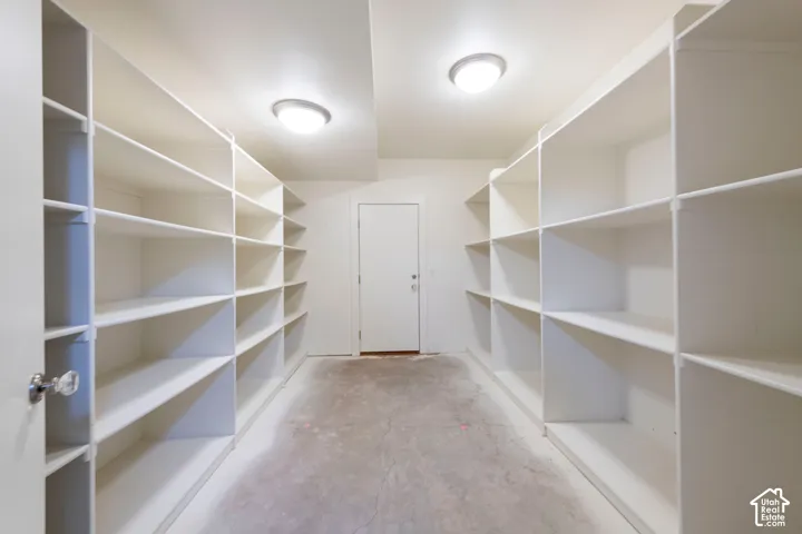 2807 E Saint Marys Way, Salt Lake City, Utah 84108