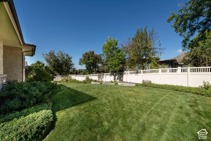 2807 E Saint Marys Way, Salt Lake City, Utah 84108