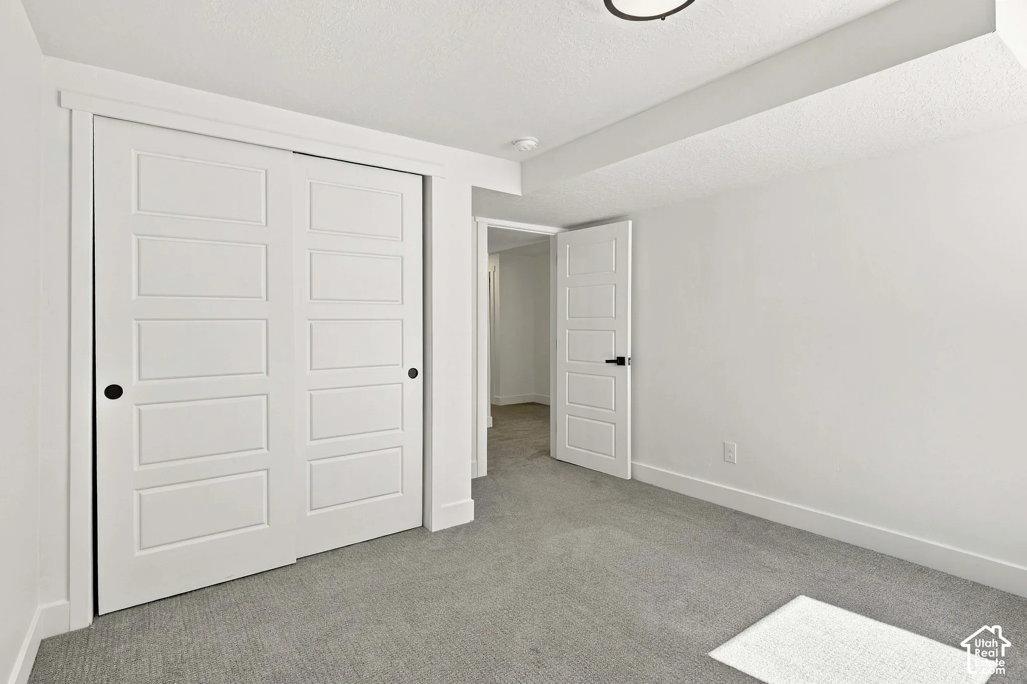 4th bedroom:  Good-sized closet and spacious bedroom