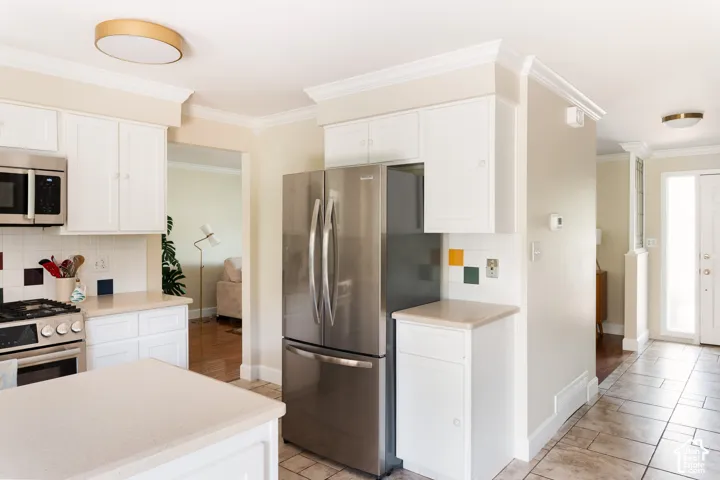 2582 E Cavalier Dr, Cottonwood Heights, Utah 84121