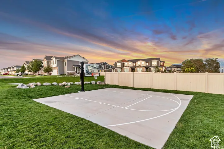247 E Sunshine Dr, Saratoga Springs, Utah 84045