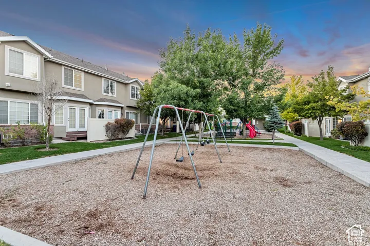 247 E Sunshine Dr, Saratoga Springs, Utah 84045