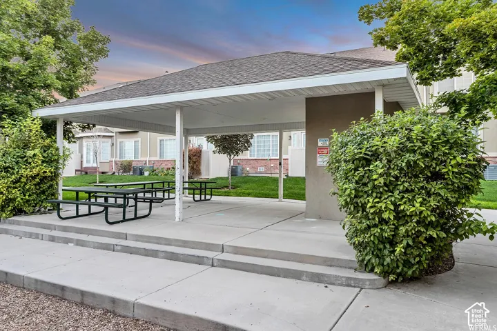 247 E Sunshine Dr, Saratoga Springs, Utah 84045
