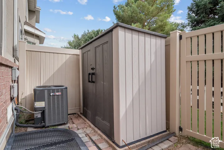 247 E Sunshine Dr, Saratoga Springs, Utah 84045