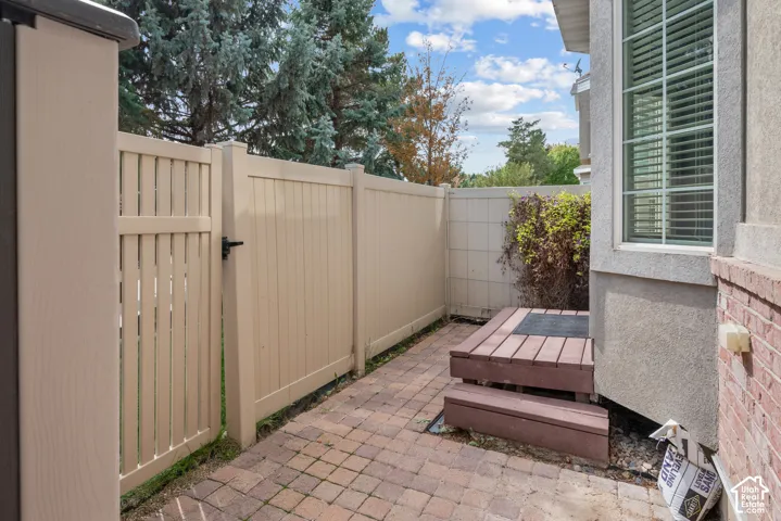 247 E Sunshine Dr, Saratoga Springs, Utah 84045