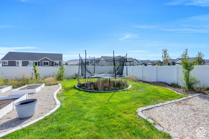 4822 N Canaan Peak Dr, Eagle Mountain, Utah 84005