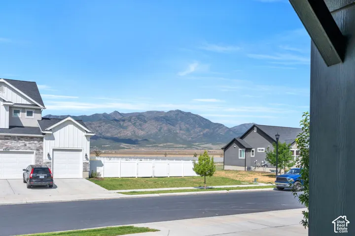 4822 N Canaan Peak Dr, Eagle Mountain, Utah 84005