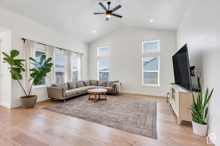 4822 N Canaan Peak Dr, Eagle Mountain, Utah 84005