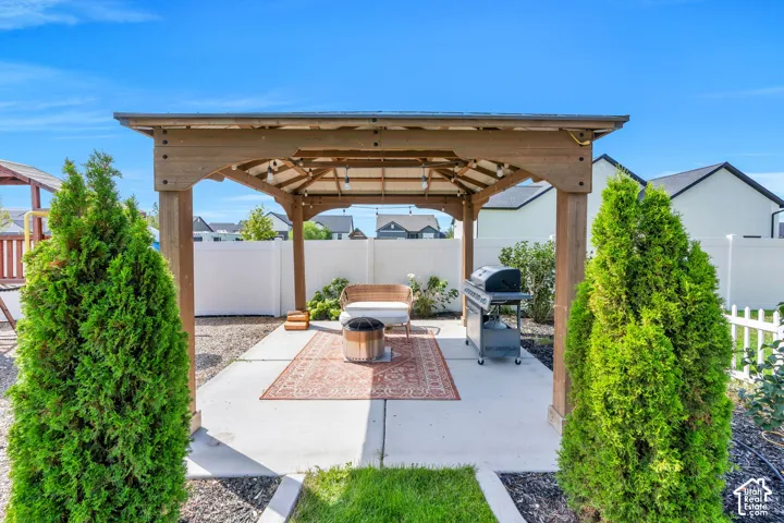 4822 N Canaan Peak Dr, Eagle Mountain, Utah 84005