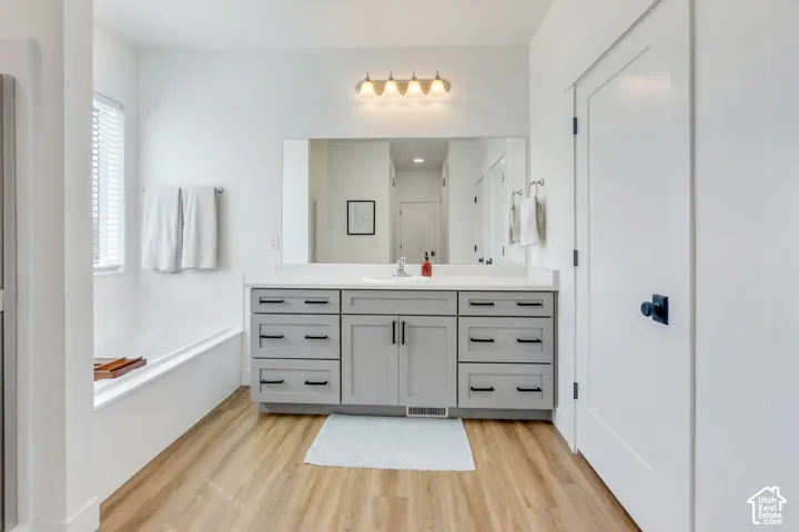 4822 N Canaan Peak Dr, Eagle Mountain, Utah 84005