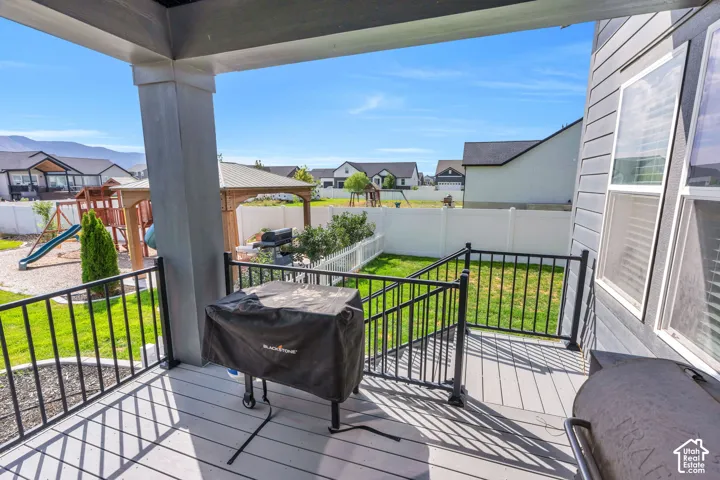 4822 N Canaan Peak Dr, Eagle Mountain, Utah 84005