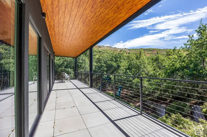 5632 E Pioneer Fork Rd, Salt Lake City, Utah 84108