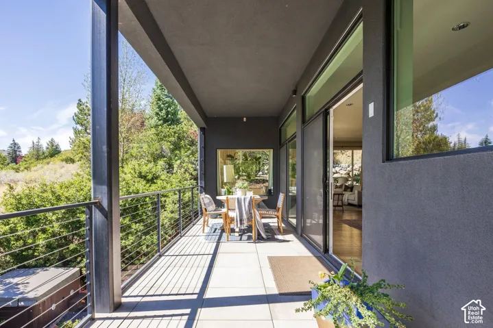 5632 E Pioneer Fork Rd, Salt Lake City, Utah 84108
