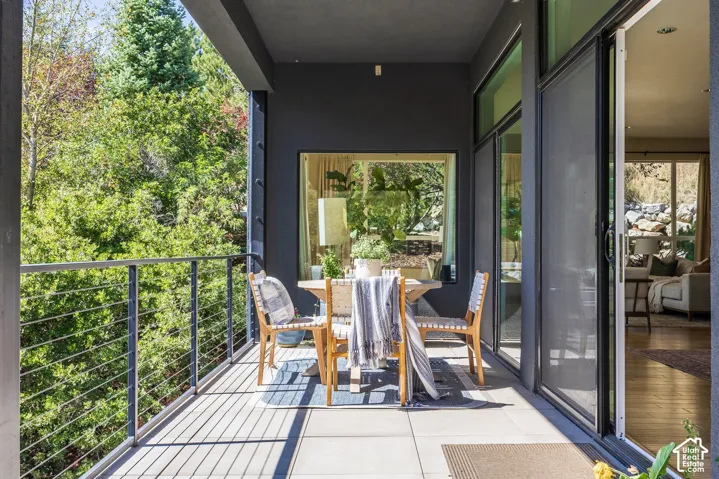 5632 E Pioneer Fork Rd, Salt Lake City, Utah 84108