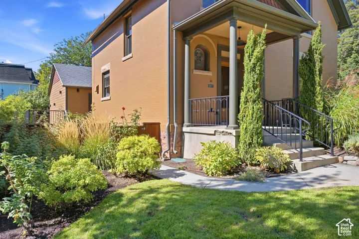 189 N R St, Salt Lake City, Utah 84103