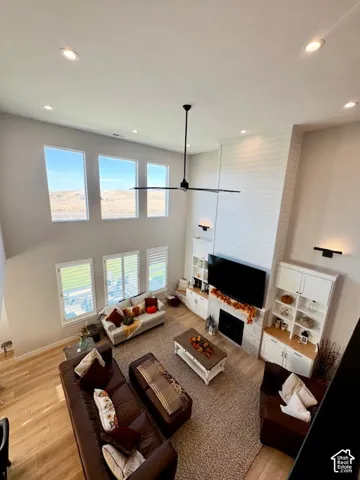 Soaring ceilings with recessed lighting
