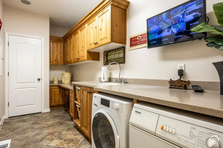 11469 Tara Woods Ln, South Jordan, Utah 84095