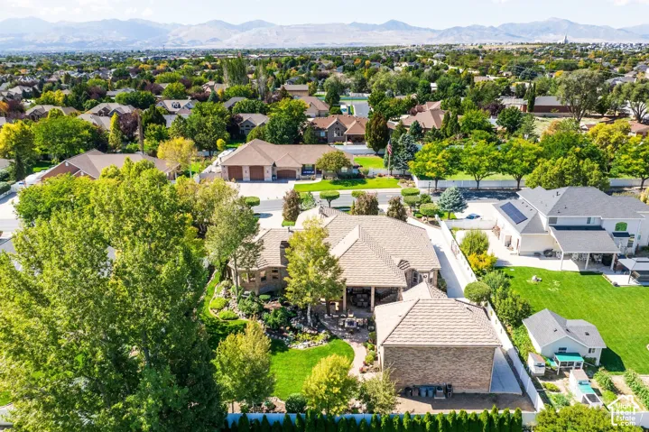 11469 Tara Woods Ln, South Jordan, Utah 84095