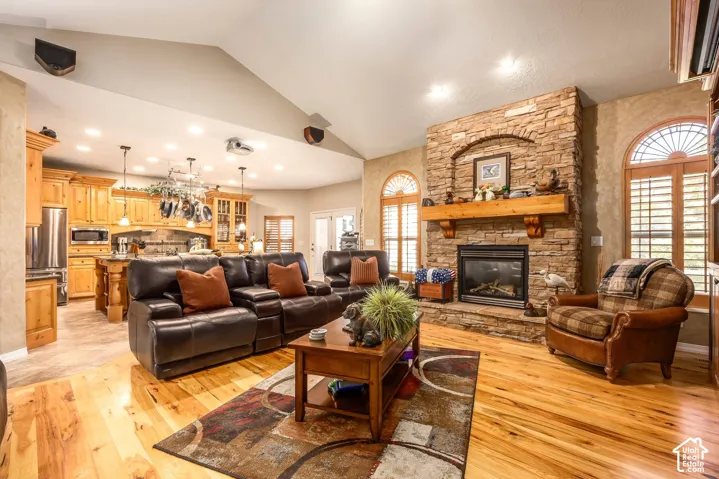 11469 Tara Woods Ln, South Jordan, Utah 84095