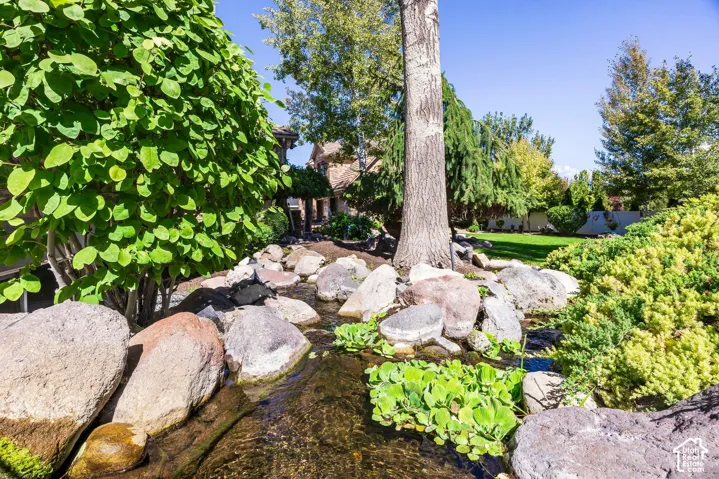11469 Tara Woods Ln, South Jordan, Utah 84095